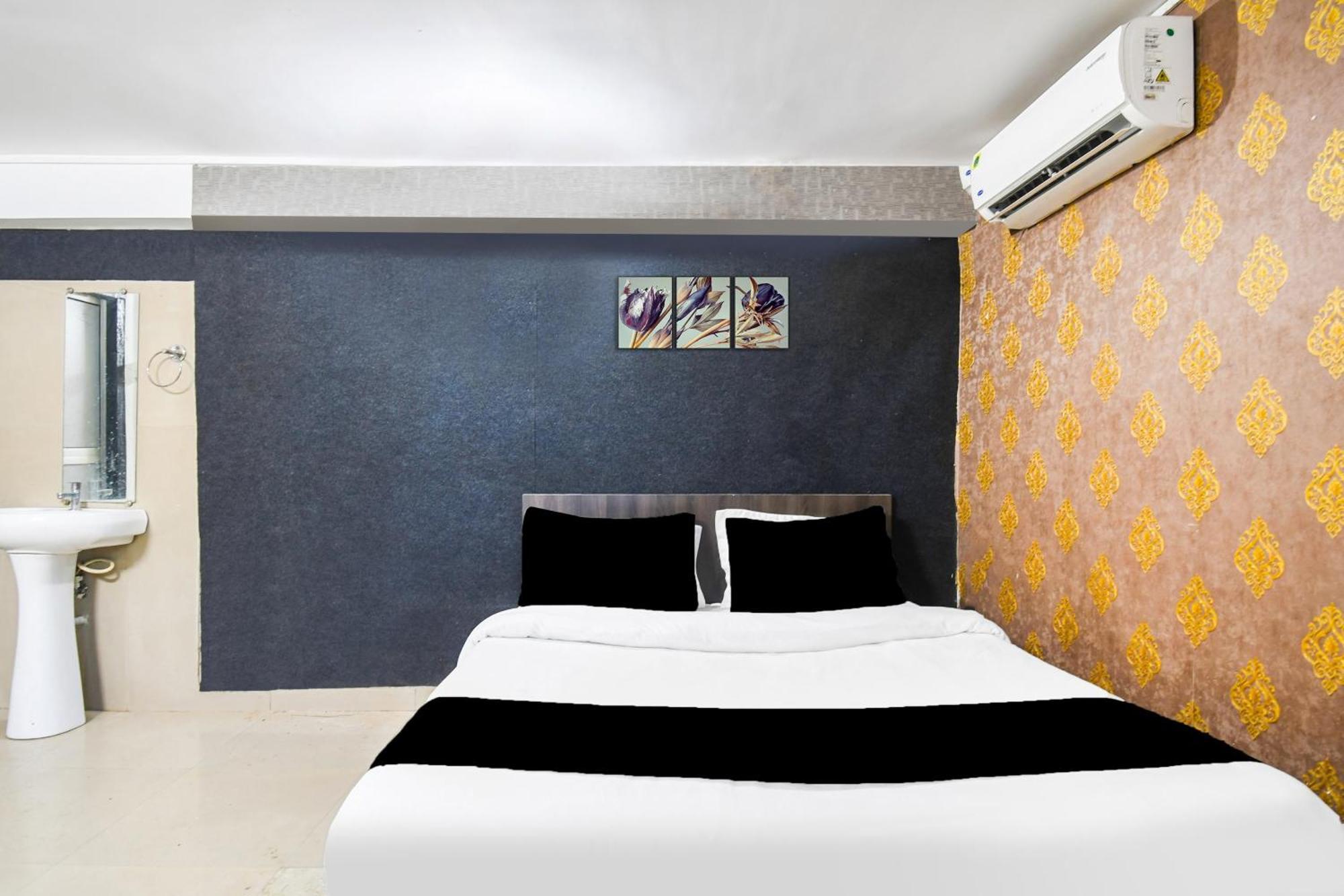 Super Hotel O Champasari Siliguri Formerly Four Fox Suits Panchanai Buitenkant foto