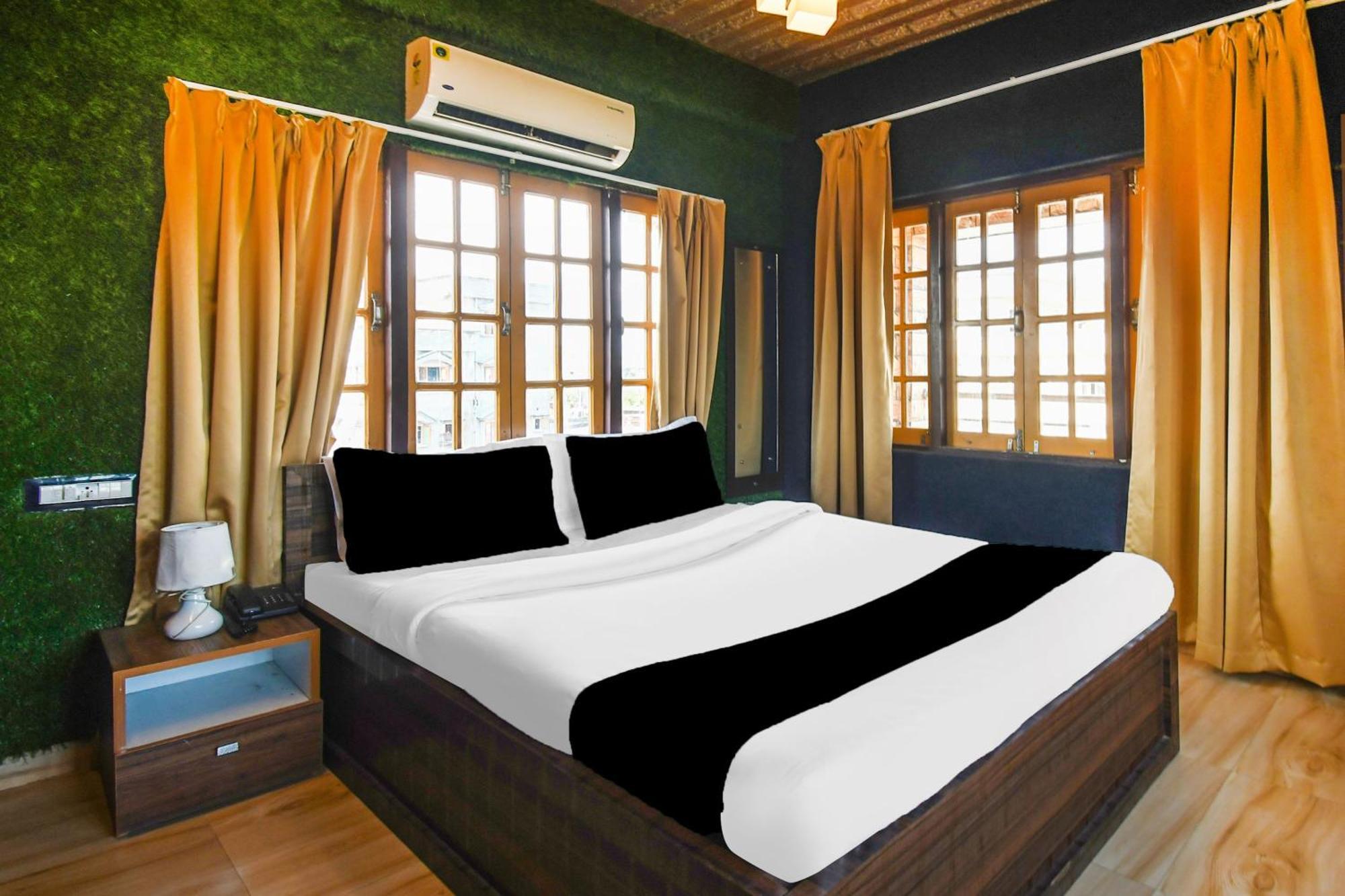 Super Hotel O Champasari Siliguri Formerly Four Fox Suits Panchanai Buitenkant foto