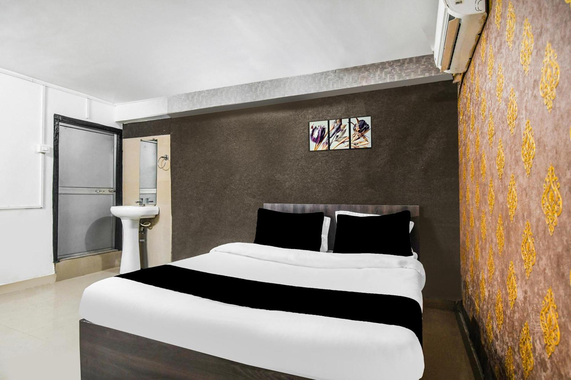 Super Hotel O Champasari Siliguri Formerly Four Fox Suits Panchanai Buitenkant foto