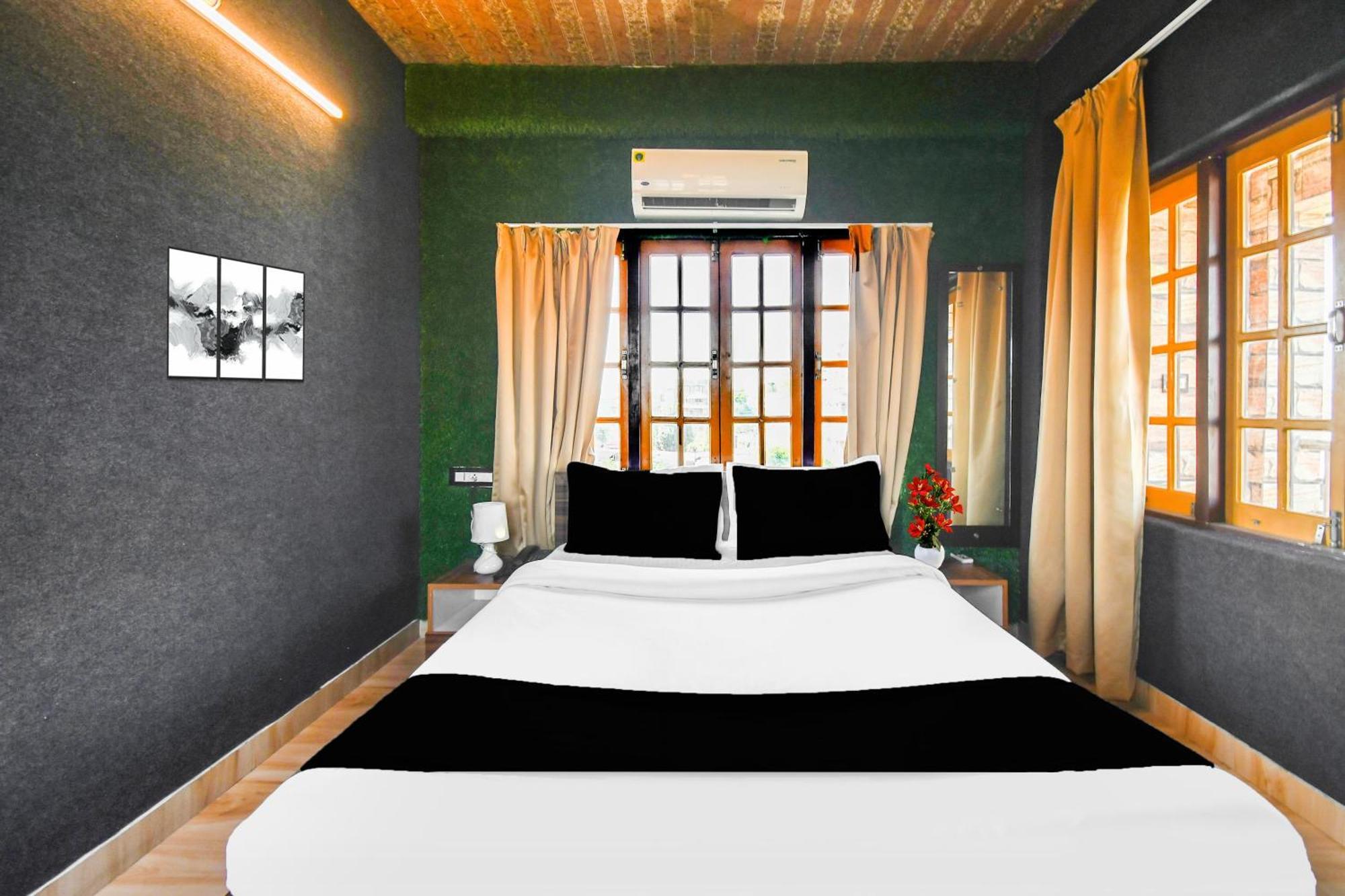 Super Hotel O Champasari Siliguri Formerly Four Fox Suits Panchanai Buitenkant foto
