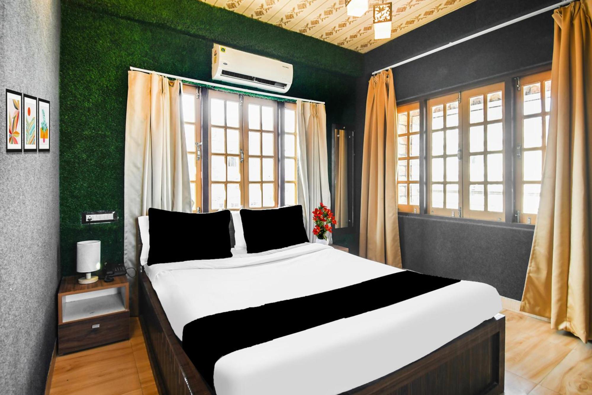 Super Hotel O Champasari Siliguri Formerly Four Fox Suits Panchanai Buitenkant foto